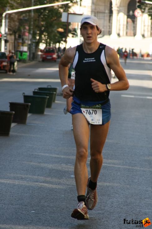 Szabó Attila György Nike Félmaraton futás