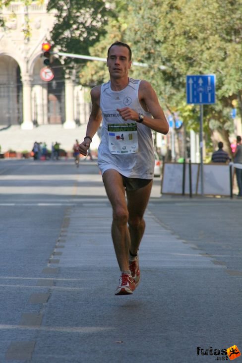 Beda Szabolcs ELTE ADSK Nike Félmaraton futás