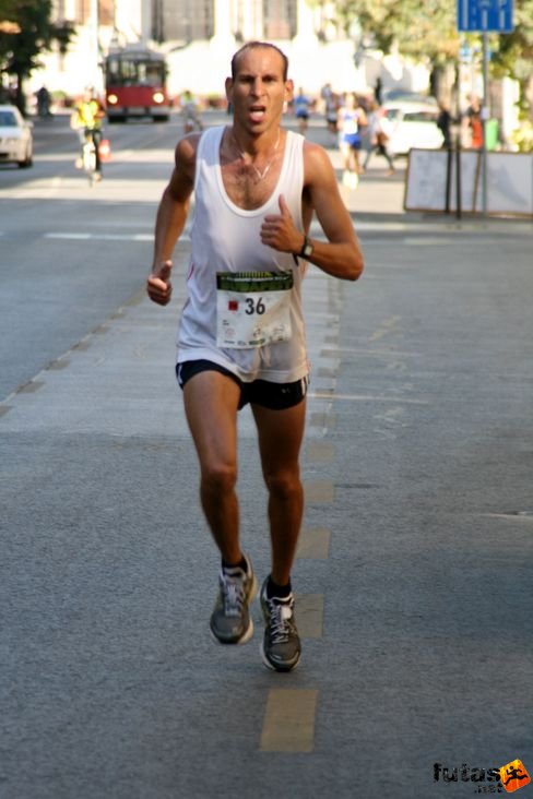 Orsós Zoltán Nike Félmaraton futás