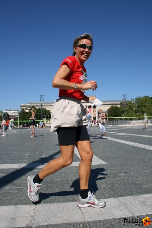Barta Krisztina félmaraton Nike Félmaraton futás