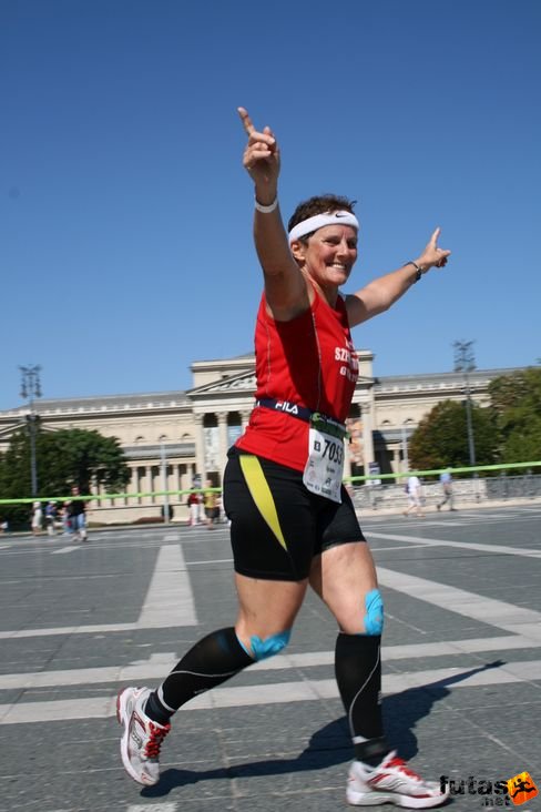 Andrea a Győri Futóklub futója Nike Félmaraton futás
