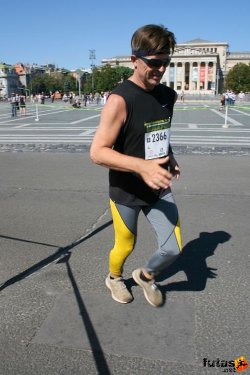 Rádi Attila dr. Nike Félmaraton futás