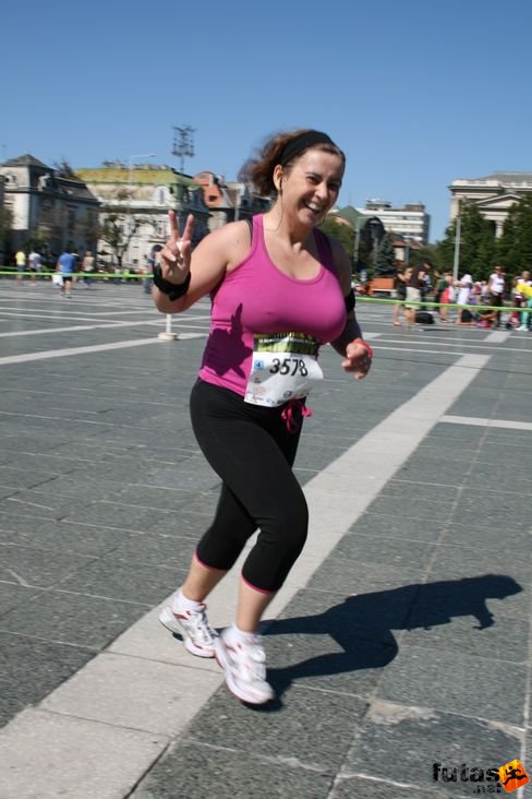 Gali Erzsébet Nike Félmaraton futás