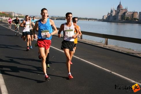 Koszár Zsolt,  Kovács Tamás VEDAC Nike Félmaraton futás