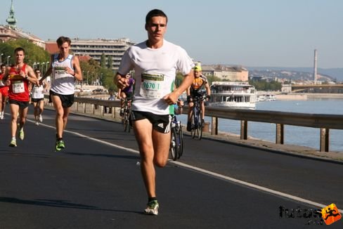 váltós Nike Félmaraton futás
