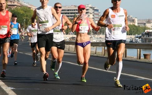 Erdélyi Zsófia Nike Félmaraton futás