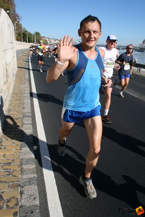 Kék Zoli Nike Félmaraton futás