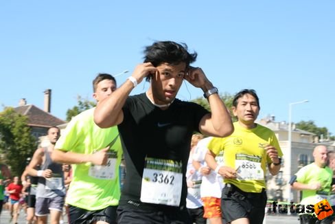 Lakatos Róbert Nike Félmaraton futás