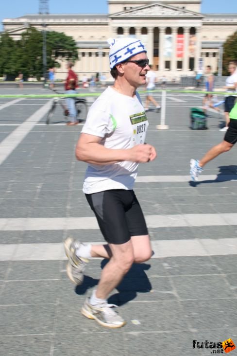 Kauhanen Jorma Nike Félmaraton futás