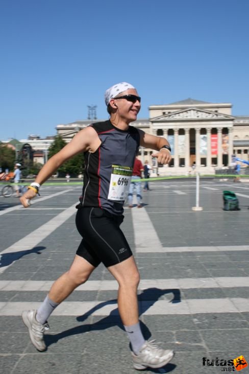 Molnár Máté Zoltán Nike Félmaraton futás