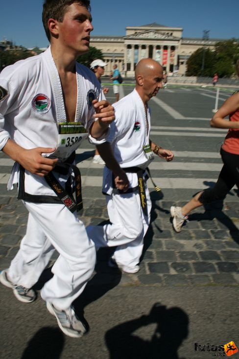 Soós László Lehel Vezér Gimnázium Nike Félmaraton futás