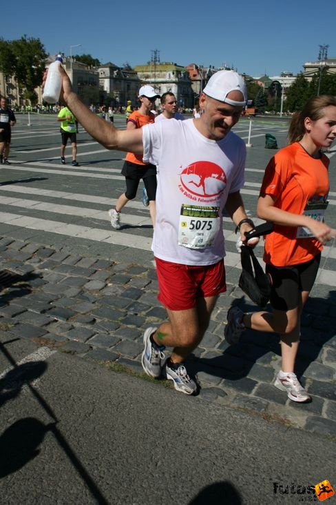 Ivánka Tibor Nike Félmaraton futás