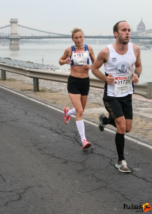 Földingné Nagy Judit, Harangozó Tamás Budapest Marathon futás