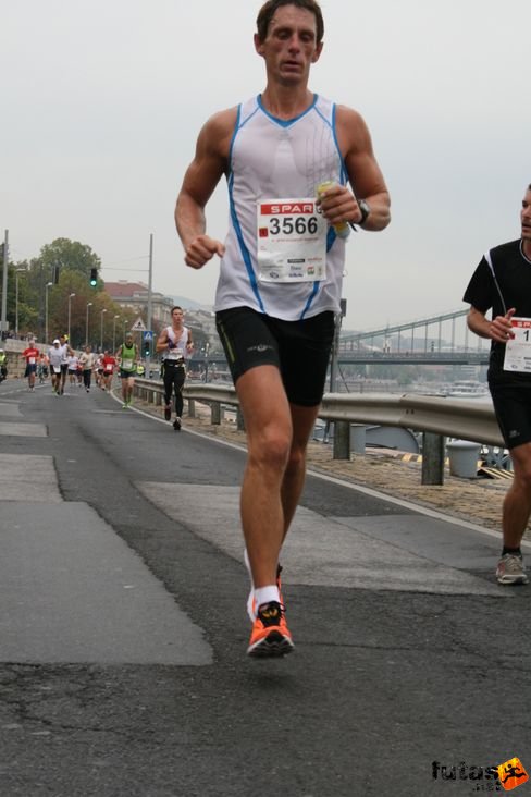 budapest_marathon_0130.jpg Budapest Marathon futás