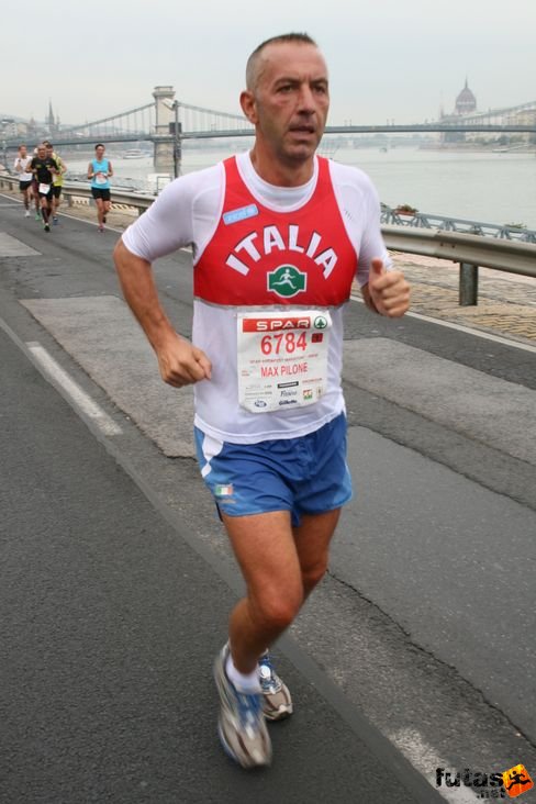 MAX Pilone Budapest Marathon futás