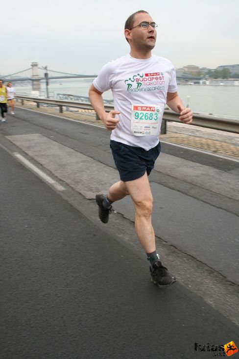 budapest_marathon_0150.jpg Budapest Marathon futás