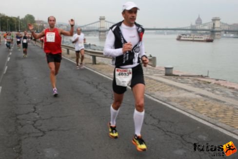 Bayens, Stefan, Mallinger, Arndt Budapest Marathon futás