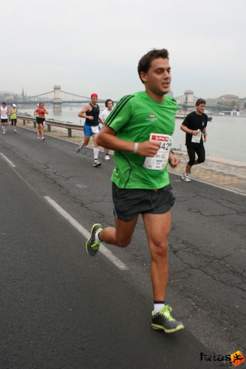 Petr Budapest Marathon futás