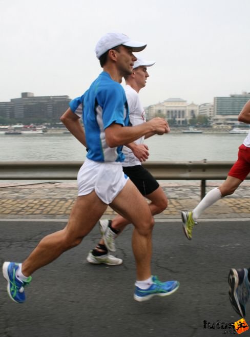Pész Attila Budapest Marathon futás