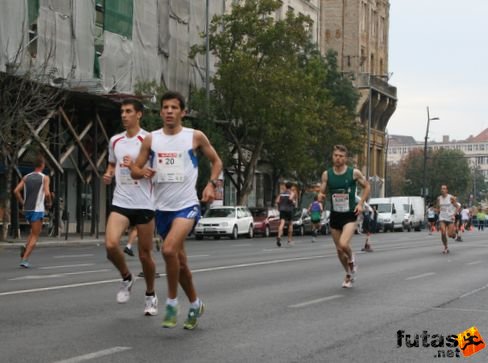 Khoór Bence 2:32:32 Budapest Marathon futás
