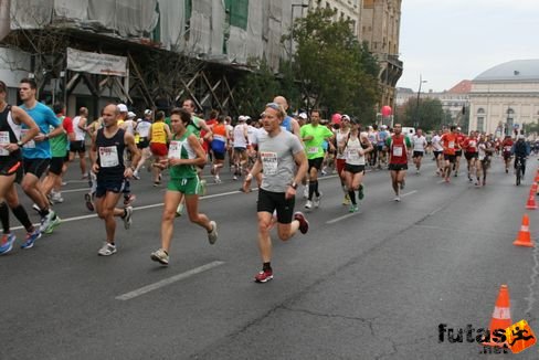Póth Mariann Budapest Marathon futás