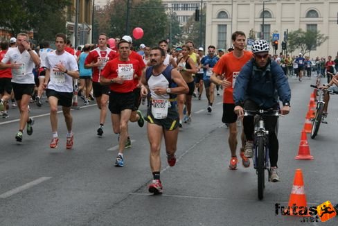 Salas, Jorge Budapest Marathon futás