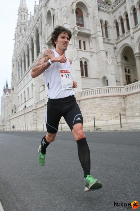 Ferge Dániel PVSK Pécs Budapest Marathon futás