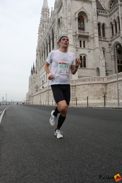 budapest_marathon_9490.jpg Budapest Marathon futás