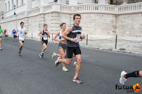 Studniarek Adam Budapest Marathon futás