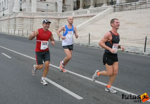 Nagy Róbert, Petrik György, Braye Denis Budapest Marathon futás