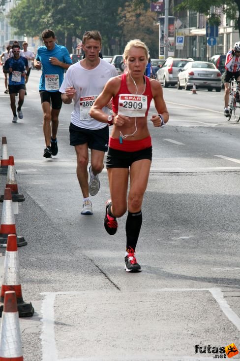 budapest_marathon_0403.jpg Budapest Marathon futás