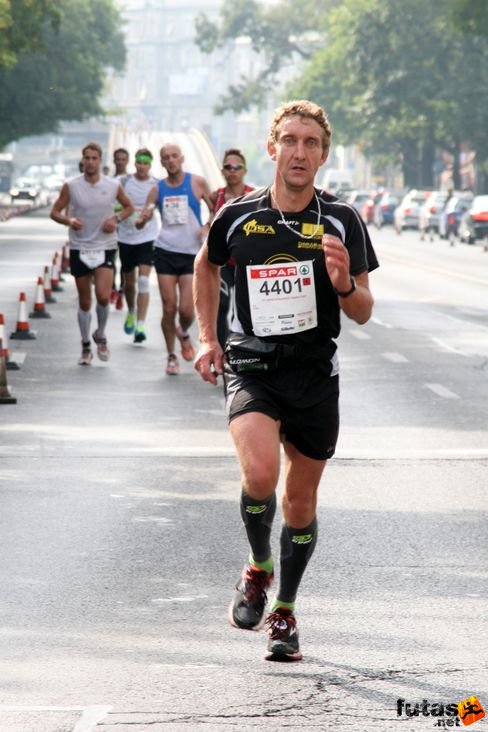 budapest_marathon_0419.jpg Budapest Marathon futás