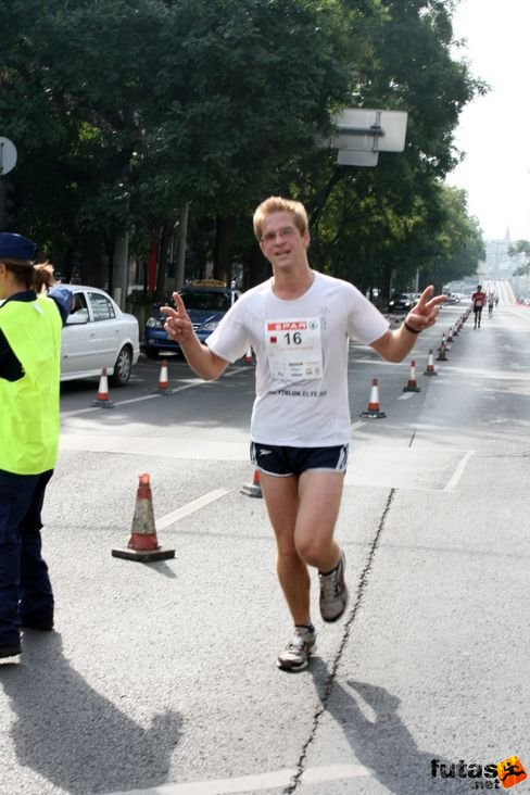 budapest_marathon_0421.jpg Budapest Marathon futás