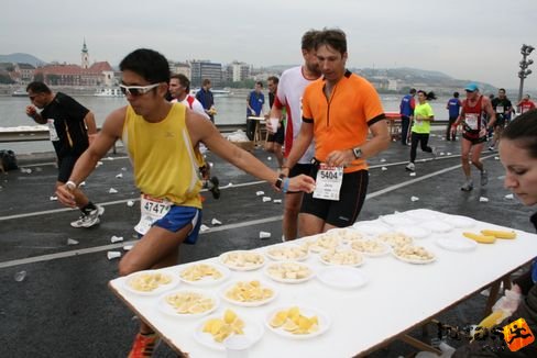Lam, Tsz Kiu, Jaeger Jens Budapest Marathon futás
