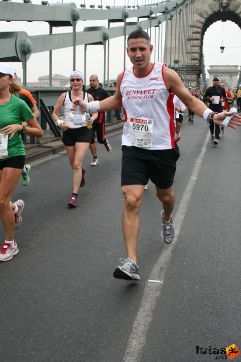 Hickey, Steven Benfleet Running Club Rayleigh Budapest Marathon futás