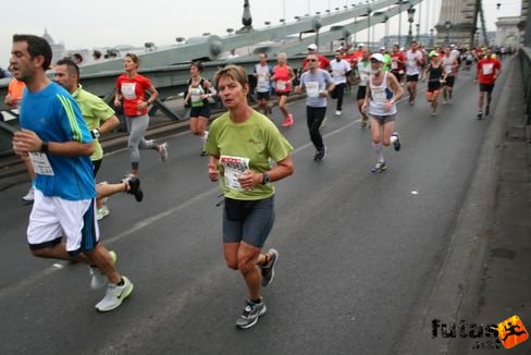 Naegels Vera Budapest Marathon futás
