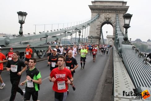 Guglielmi, Florian, Van Lerberghe, Simon Budapest Marathon futás