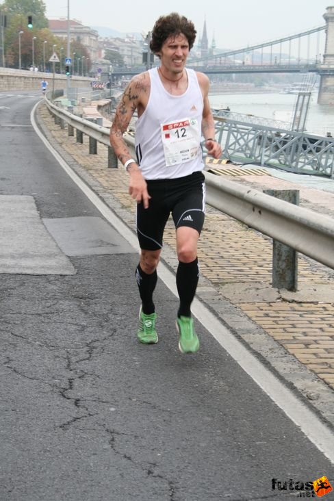 Ferge Dániel Budapest Marathon futás