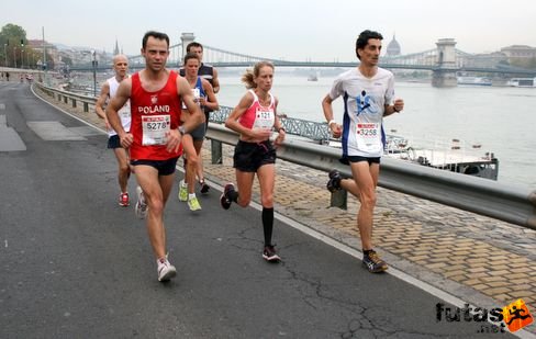 Bassendowski Piotr ŁKB Na Zdrowie Budapest Marathon futás