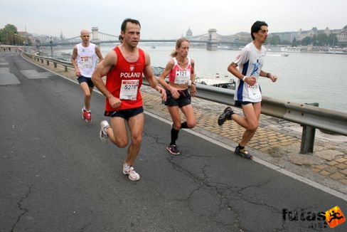 ŁKB Na Zdrowie Budapest Marathon futás