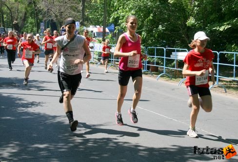 noi_futogala_371.jpg Coca-Cola Női Futógála futás