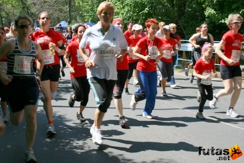 noi_futogala_380.jpg Coca-Cola Női Futógála futás