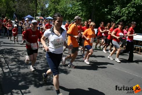 noi_futogala_394.jpg Coca-Cola Női Futógála futás