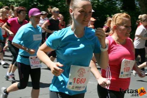 noi_futogala_543.jpg Coca-Cola Női Futógála futás