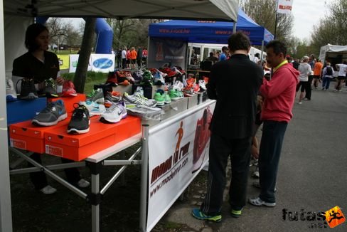 made in run futócipők Tóparti Futóparti futás