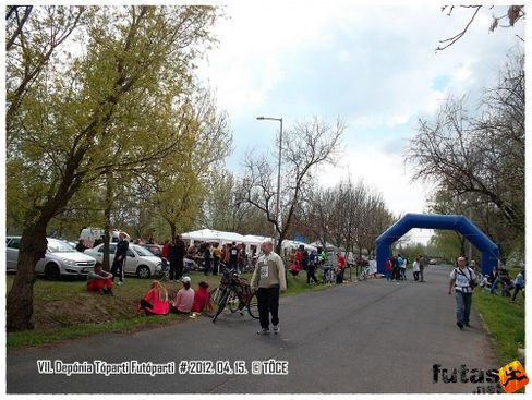 futoparti_1209.jpg Agárd futás