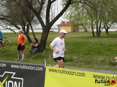 futo10940.jpg Depónia Futóparti futás