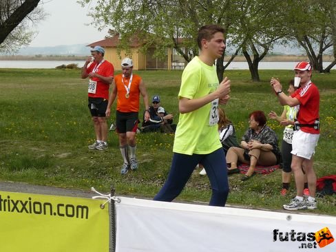 futo20014.jpg Depónia Futóparti futás