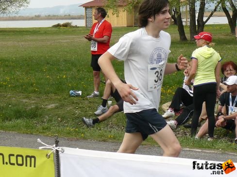 futo20082.jpg Depónia Futóparti futás