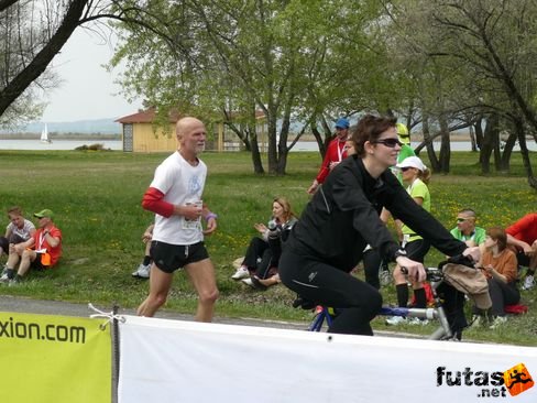 futo20318.jpg Depónia Futóparti futás